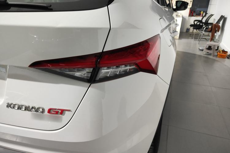 Used Skoda Kodiaq GT 2019 TSI330 Two-Wheel-Drive Luxury Edition China VI Standard Exterior 6