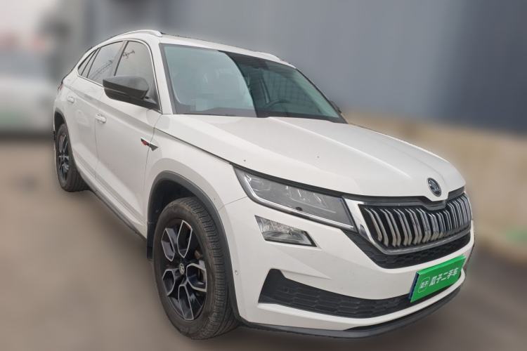 Used Skoda Kodiaq GT 2019 TSI330 Two-Wheel-Drive Luxury Edition China VI Standard Front Right 45 Deg