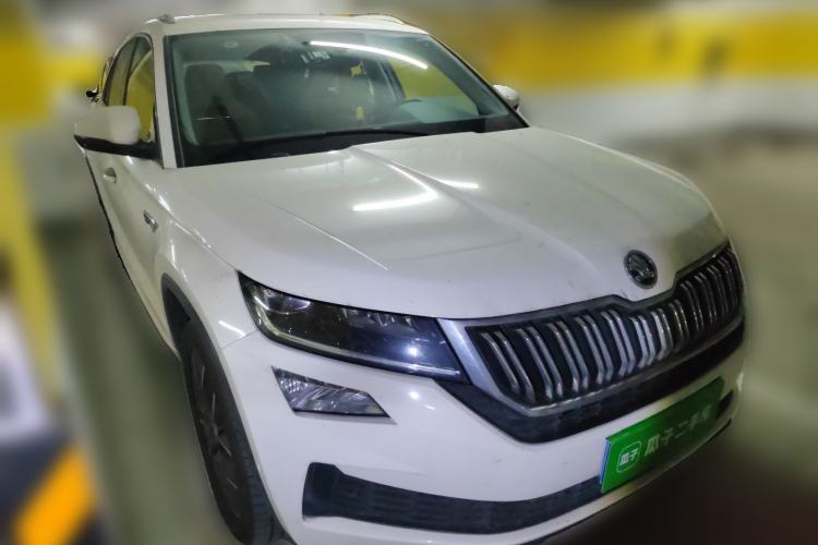 Used Skoda Kodiaq GT 2019 TSI330 Two-Wheel-Drive Luxury Edition China VI Standard Front Right 45 Deg