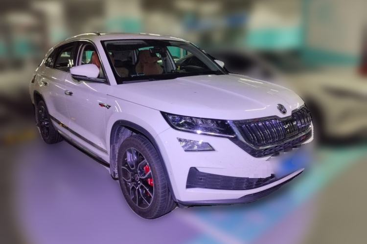 Used Skoda Kodiaq GT 2019 TSI380 4x4 Luxury Edition China VI Standard Front Right 45 Deg