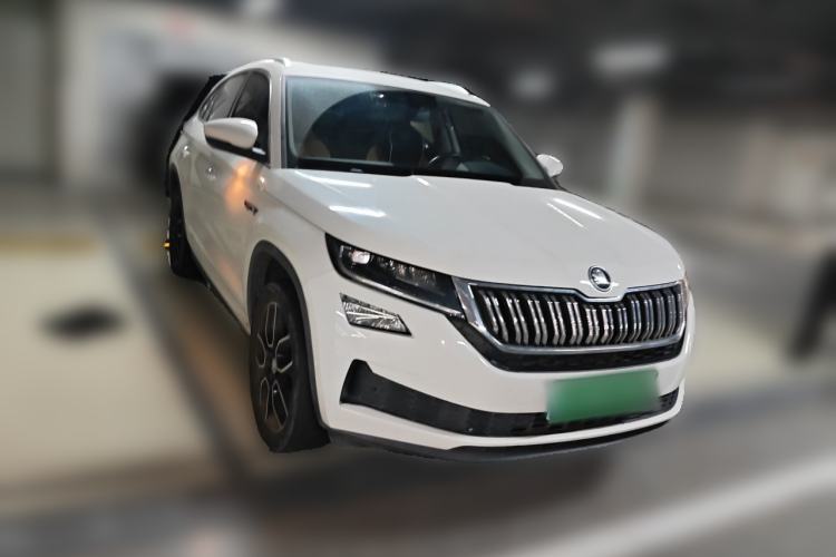 Used Skoda Kodiaq GT 2019 TSI330 Two-Wheel-Drive Luxury Edition China VI Standard Front Right 45 Deg