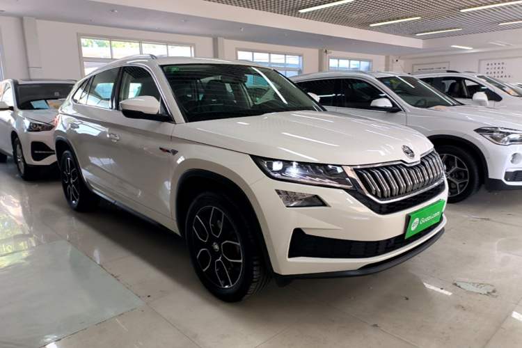 Used Skoda Kodiaq GT 2019 TSI330 Two-Wheel-Drive Luxury Edition China V Standard Front Right 45 Deg