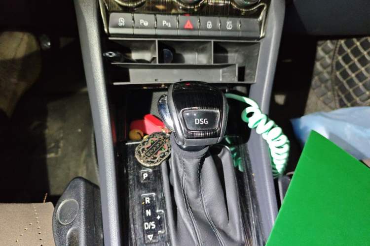 Used Skoda Kodiaq GT 2019 TSI330 Two-Wheel-Drive Luxury Edition China VI Standard Gear Lever