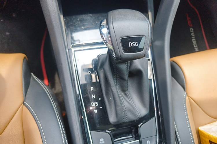 Used Skoda Kodiaq GT 2019 TSI330 Two-Wheel-Drive Luxury Edition China V Standard Gear Lever