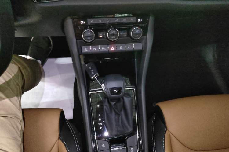 Used Skoda Kodiaq GT 2019 TSI330 Two-Wheel-Drive Luxury Edition China V Standard Gear Lever