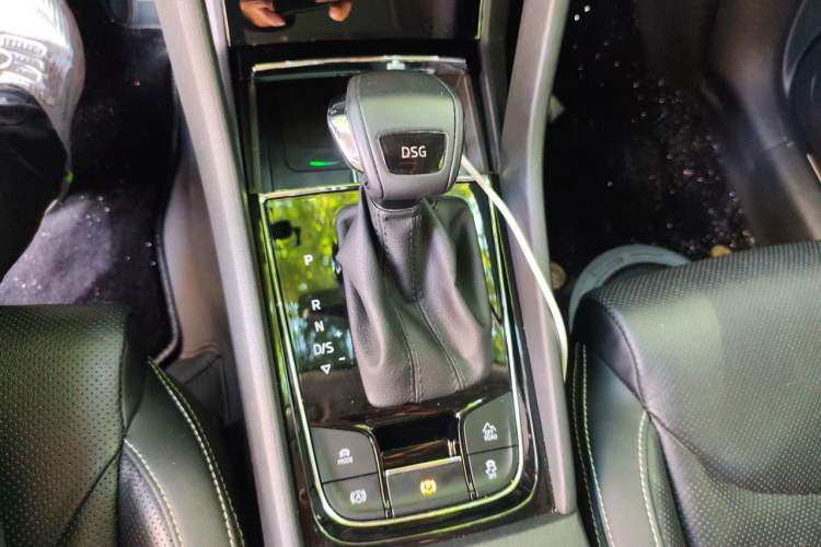 Used Skoda Kodiaq GT 2019 TSI380 4x4 Flagship Model China VI Standard Gear Lever