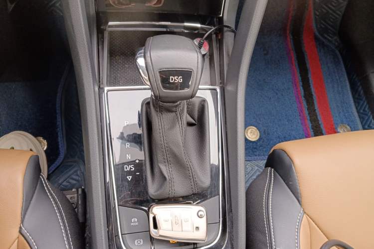 Used Skoda Kodiaq GT 2019 TSI330 Two-Wheel-Drive Luxury Edition China VI Standard Gear Lever