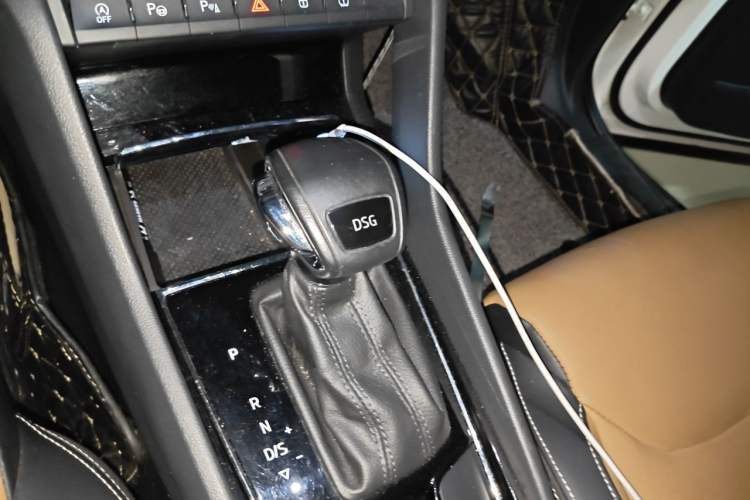 Used Skoda Kodiaq GT 2019 TSI330 Two-Wheel-Drive Luxury Edition China VI Standard Gear Lever