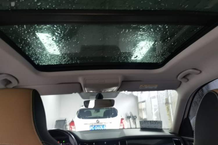 Used Skoda Kodiaq GT 2019 TSI330 Two-Wheel-Drive Luxury Edition China VI Standard Headliner
