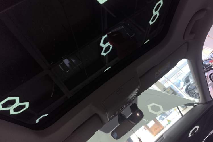 Used Skoda Kodiaq GT 2019 TSI380 4x4 Luxury Edition China VI Standard Headliner