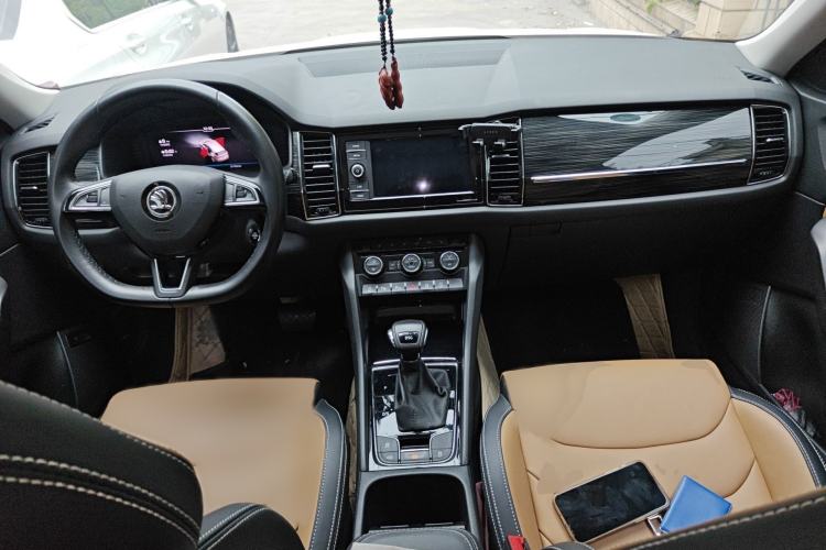 Used Skoda Kodiaq GT 2019 TSI330 Two-Wheel-Drive Luxury Edition China V Standard Interior 2