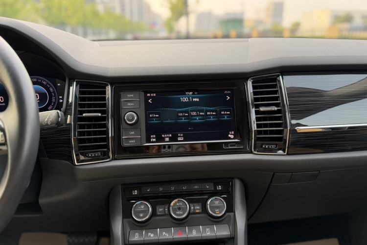 Used Skoda Kodiaq GT 2019 TSI330 Two-Wheel-Drive Luxury Edition China V Standard Interior 3