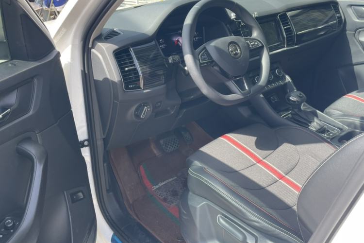 Used Skoda Kodiaq GT 2019 TSI330 Two-Wheel-Drive Comfort Edition China VI Interior 4