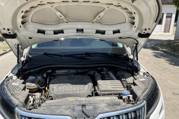 Used Skoda Kodiaq GT 2019 TSI330 Two-Wheel-Drive Luxury Edition China VI Standard Interior 6