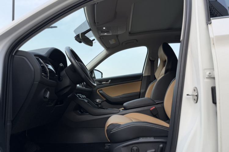 Used Skoda Kodiaq GT 2019 TSI330 Two-Wheel-Drive Luxury Edition China V Standard Interior 8