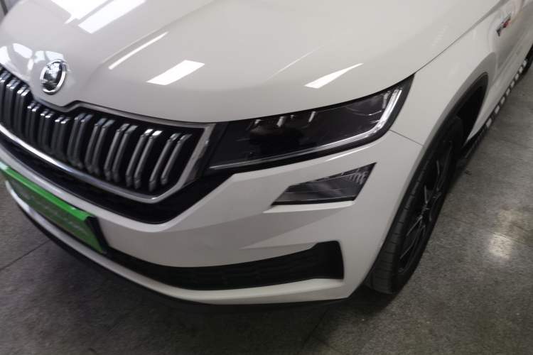 Used Skoda Kodiaq GT 2019 TSI330 Two-Wheel-Drive Luxury Edition China V Standard Left Front Headlight
