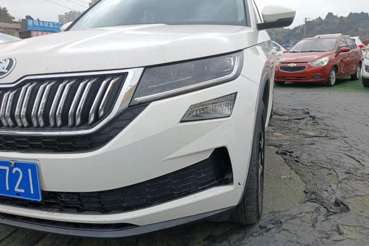 Used Skoda Kodiaq GT 2019 TSI330 Two-Wheel-Drive Luxury Edition China VI Standard Left Front Headlight