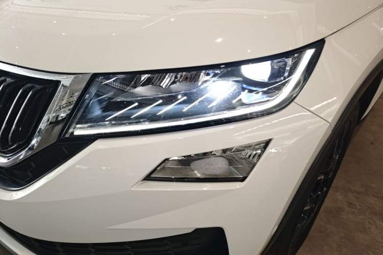 Used Skoda Kodiaq GT 2019 TSI380 4x4 Flagship Model China VI Standard Left Front Headlight