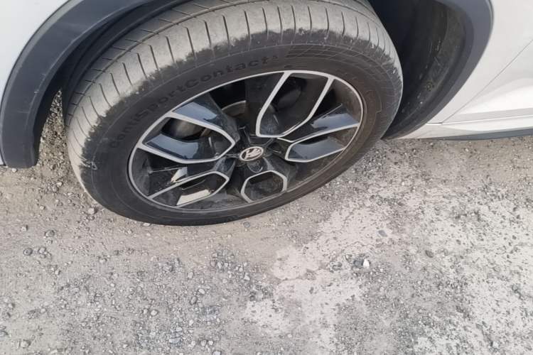 Used Skoda Kodiaq GT 2019 TSI330 Two-Wheel-Drive Luxury Edition China V Standard Left Front Wheel Hub