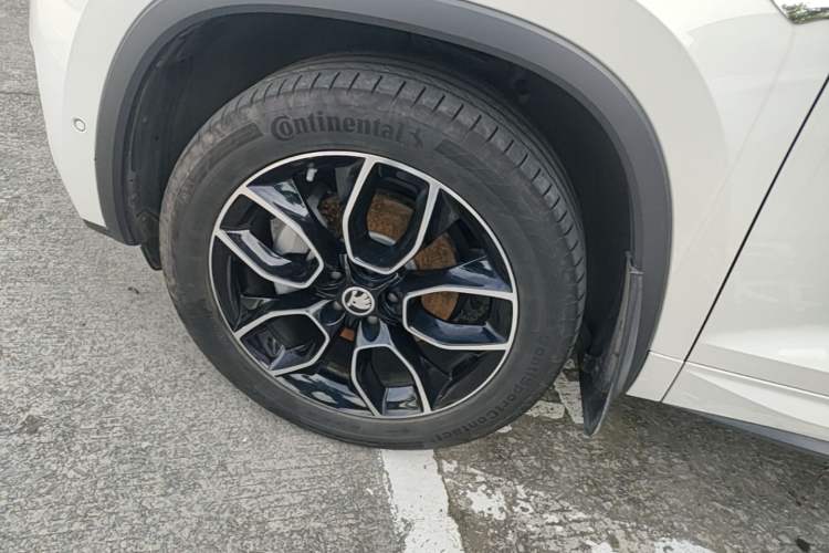 Used Skoda Kodiaq GT 2019 TSI330 Two-Wheel-Drive Luxury Edition China VI Standard Left Front Wheel Hub