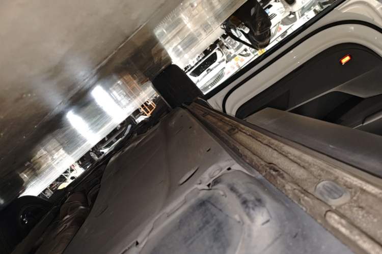 Used Skoda Kodiaq GT 2019 TSI380 4x4 Flagship Model China VI Standard Left Side Sill