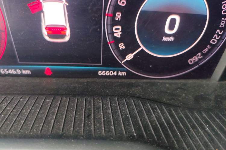 Used Skoda Kodiaq GT 2019 TSI380 4x4 Luxury Edition China VI Standard Odometer Close Up