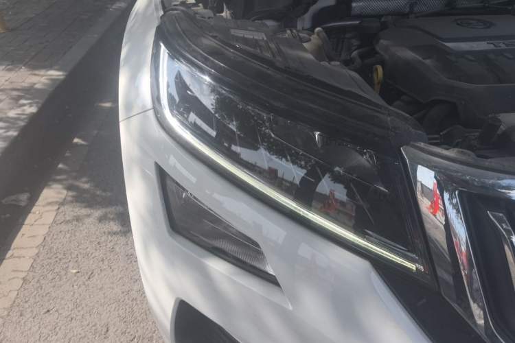 Used Skoda Kodiaq GT 2019 TSI330 Two-Wheel-Drive Luxury Edition China VI Standard Right Front Headlight