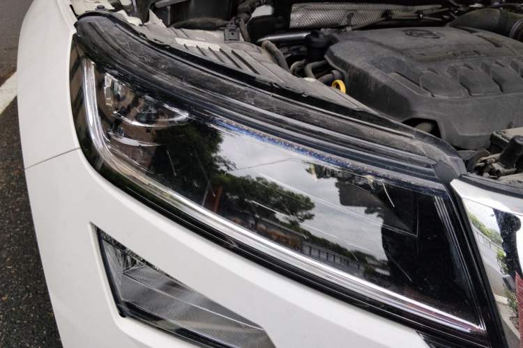 Used Skoda Kodiaq GT 2019 TSI330 Two-Wheel-Drive Luxury Edition China V Standard Right Front Headlight