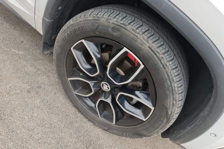 Used Skoda Kodiaq GT 2019 TSI330 Two-Wheel-Drive Luxury Edition China VI Standard Right Front Wheel Hub