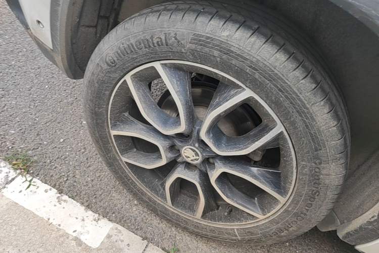 Used Skoda Kodiaq GT 2019 TSI380 4x4 Flagship Model China VI Standard Right Rear Wheel Hub