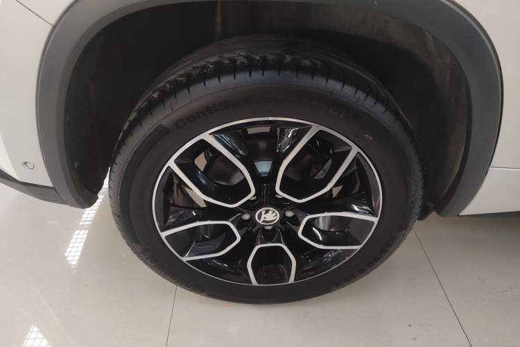 Used Skoda Kodiaq GT 2019 TSI330 Two-Wheel-Drive Luxury Edition China V Standard Right Rear Wheel Hub