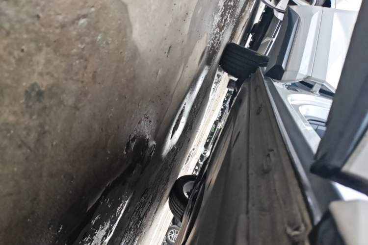 Used Skoda Kodiaq GT 2019 TSI330 Two-Wheel-Drive Luxury Edition China VI Standard Right Side Sill