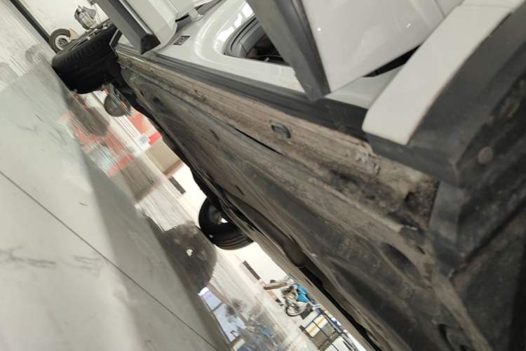 Used Skoda Kodiaq GT 2019 TSI330 Two-Wheel-Drive Luxury Edition China V Standard Right Side Sill