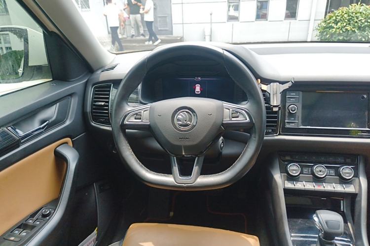 Used Skoda Kodiaq GT 2019 TSI330 Two-Wheel-Drive Luxury Edition China V Standard Steering Wheel