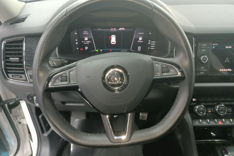 Used Skoda Kodiaq GT 2019 TSI330 Two-Wheel-Drive Luxury Edition China VI Standard Steering Wheel