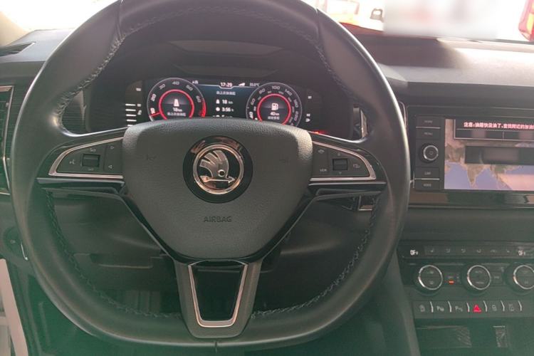 Used Skoda Kodiaq GT 2019 TSI330 Two-Wheel-Drive Luxury Edition China VI Standard Steering Wheel