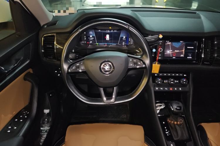 Used Skoda Kodiaq GT 2019 TSI330 Two-Wheel-Drive Luxury Edition China VI Standard Steering Wheel