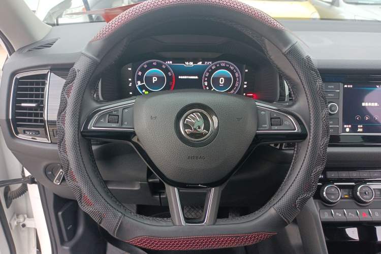 Used Skoda Kodiaq GT 2019 TSI330 Two-Wheel-Drive Luxury Edition China VI Standard Steering Wheel
