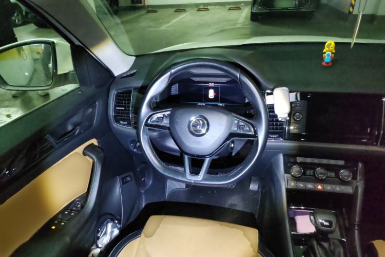 Used Skoda Kodiaq GT 2019 TSI330 Two-Wheel-Drive Luxury Edition China VI Standard Steering Wheel