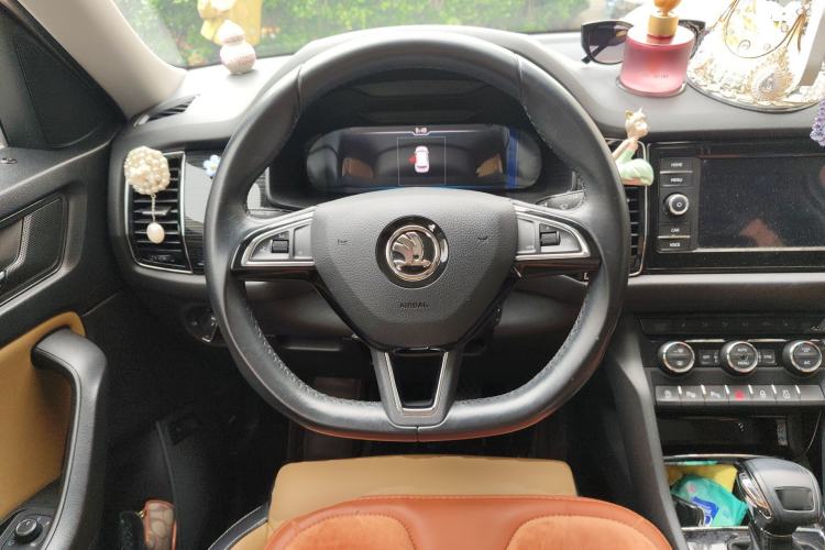Used Skoda Kodiaq GT 2019 TSI330 Two-Wheel-Drive Luxury Edition China VI Standard Steering Wheel