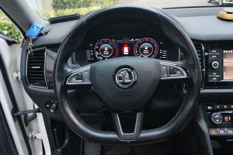 Used Skoda Kodiaq GT 2019 TSI330 Two-Wheel-Drive Luxury Edition China V Standard Steering Wheel