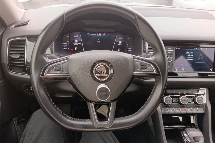 Used Skoda Kodiaq GT 2019 TSI330 Two-Wheel-Drive Luxury Edition China VI Standard Steering Wheel