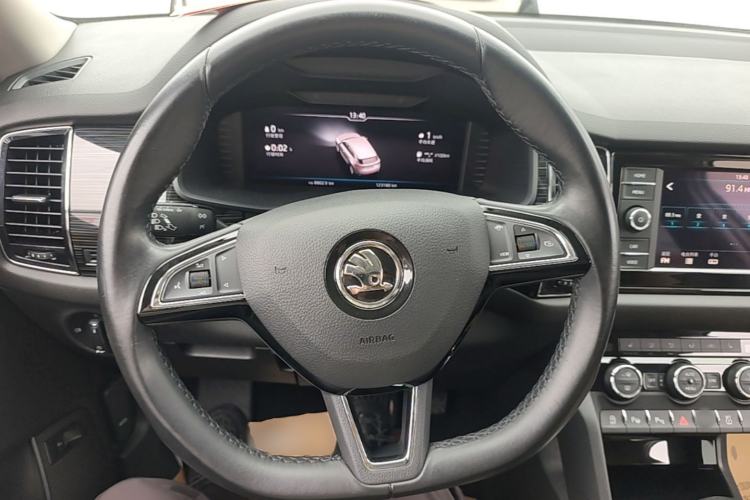 Used Skoda Kodiaq GT 2019 TSI330 Two-Wheel-Drive Luxury Edition China VI Standard Steering Wheel