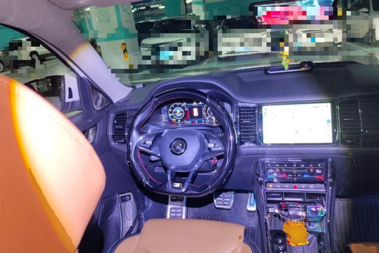 Used Skoda Kodiaq GT 2019 TSI380 4x4 Luxury Edition China VI Standard Steering Wheel