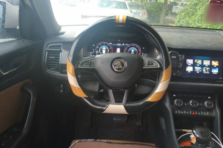 Used Skoda Kodiaq GT 2019 TSI330 Two-Wheel-Drive Luxury Edition China VI Standard Steering Wheel
