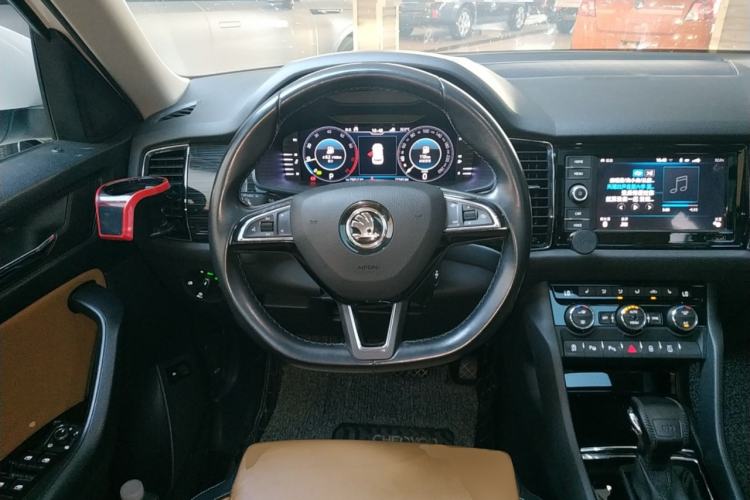 Used Skoda Kodiaq GT 2019 TSI330 Two-Wheel-Drive Luxury Edition China VI Standard Steering Wheel