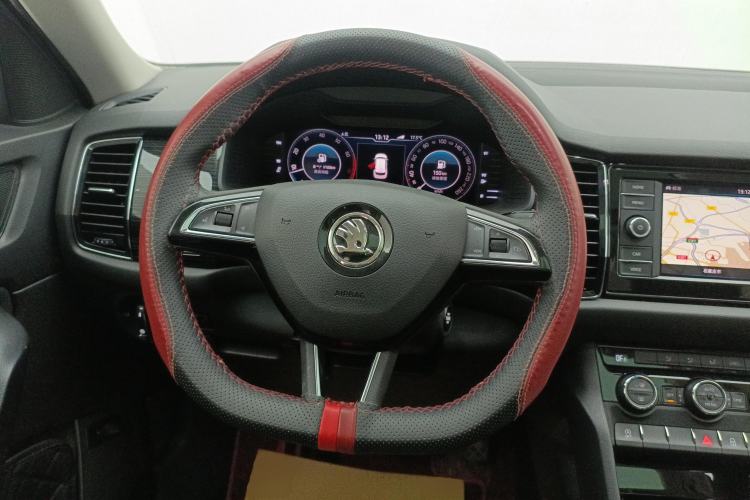 Used Skoda Kodiaq GT 2019 TSI330 Two-Wheel-Drive Comfort Edition China VI Steering Wheel
