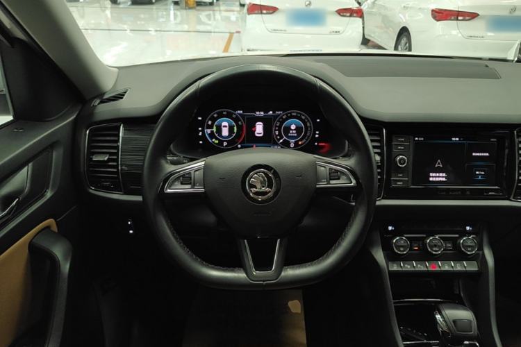 Used Skoda Kodiaq GT 2019 TSI330 Two-Wheel-Drive Luxury Edition China V Standard Steering Wheel