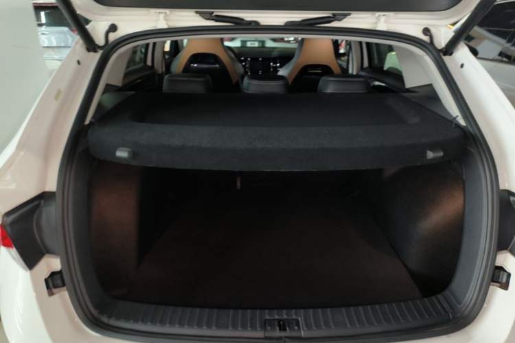Used Skoda Kodiaq GT 2019 TSI330 Two-Wheel-Drive Luxury Edition China VI Standard Trunk