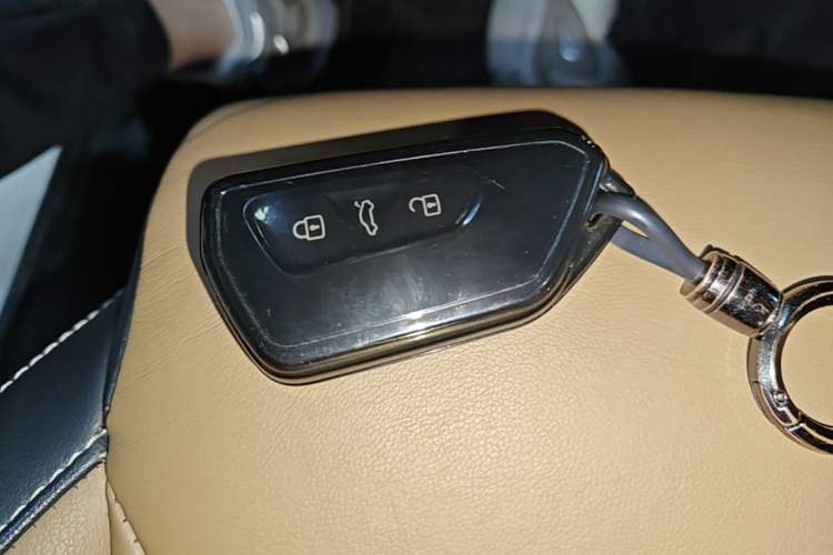 Used Skoda Kodiaq GT 2019 TSI330 Two-Wheel-Drive Luxury Edition China VI Standard Vehicle Key